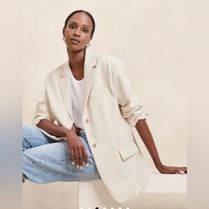 NWT Banana Republic Women’ OVERSIZED BLAZER Size M Transitional Cream